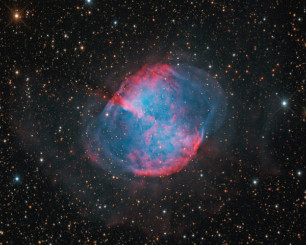 Dumb­bell Neb­ula (M27)
