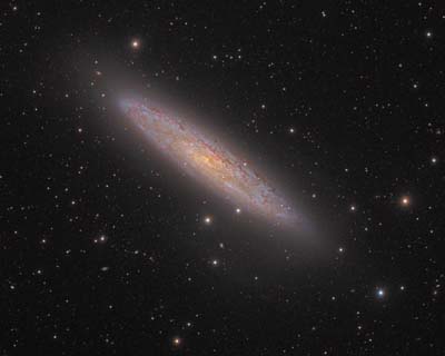 Sil­ver Coin Galaxy (NGC253)